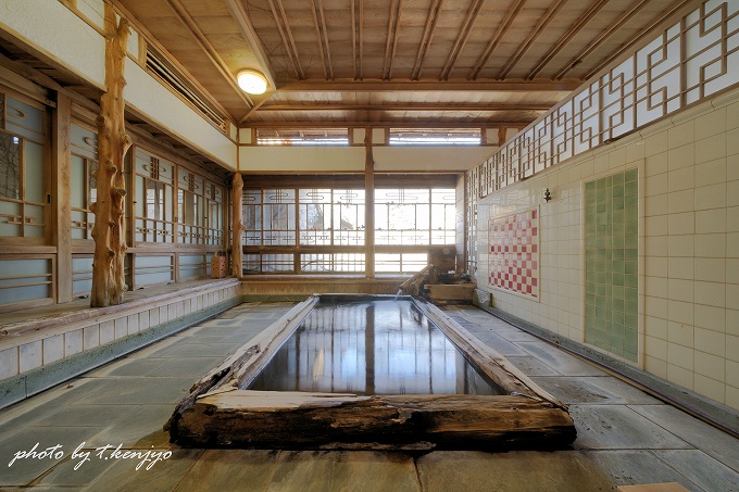 河津「峰温泉 花舞竹の庄」日帰りレビュー！温泉ファン憧れの大正ロマン漂う浴室とは【伊豆】